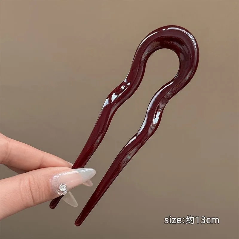 Рисунок 3 - U-образная вилка для волос