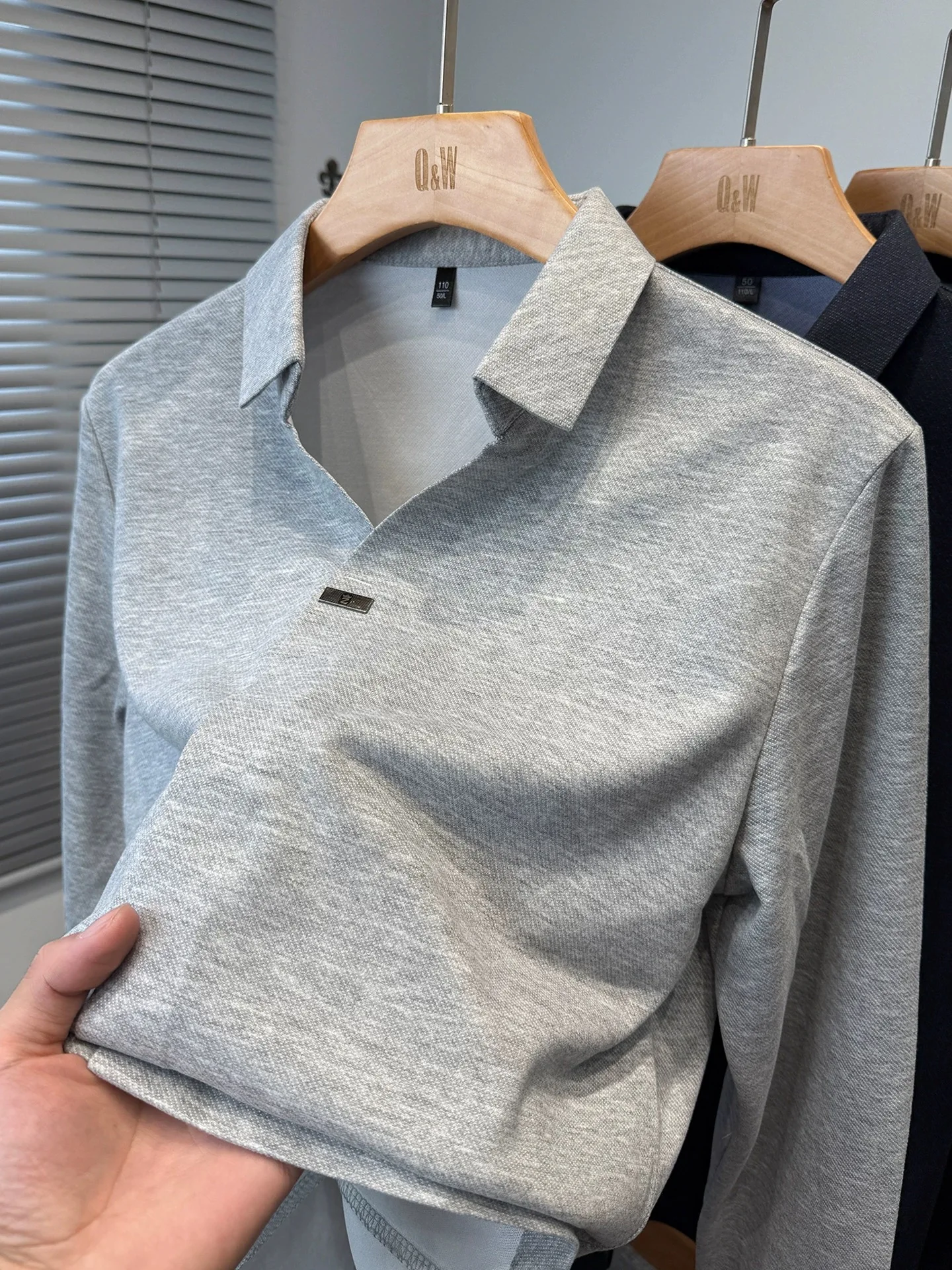 

Fashion premium brand men's polo shirt long sleeve spring autumn comfort casual versatile solid color personality V-neck T-shirt