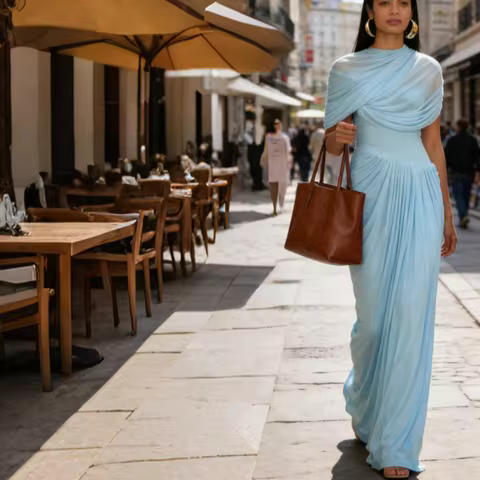 2026 new limited edition water blue evening dress, with pleated shawl design, a fitted and flowing long dress