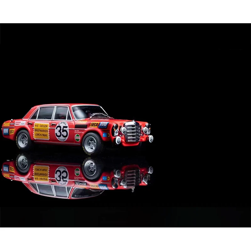 Liberty64 1:64 300 SEL 6.8 W109 Red Pig 35# Diecast Diorama Car Model Collection Miniature Toys