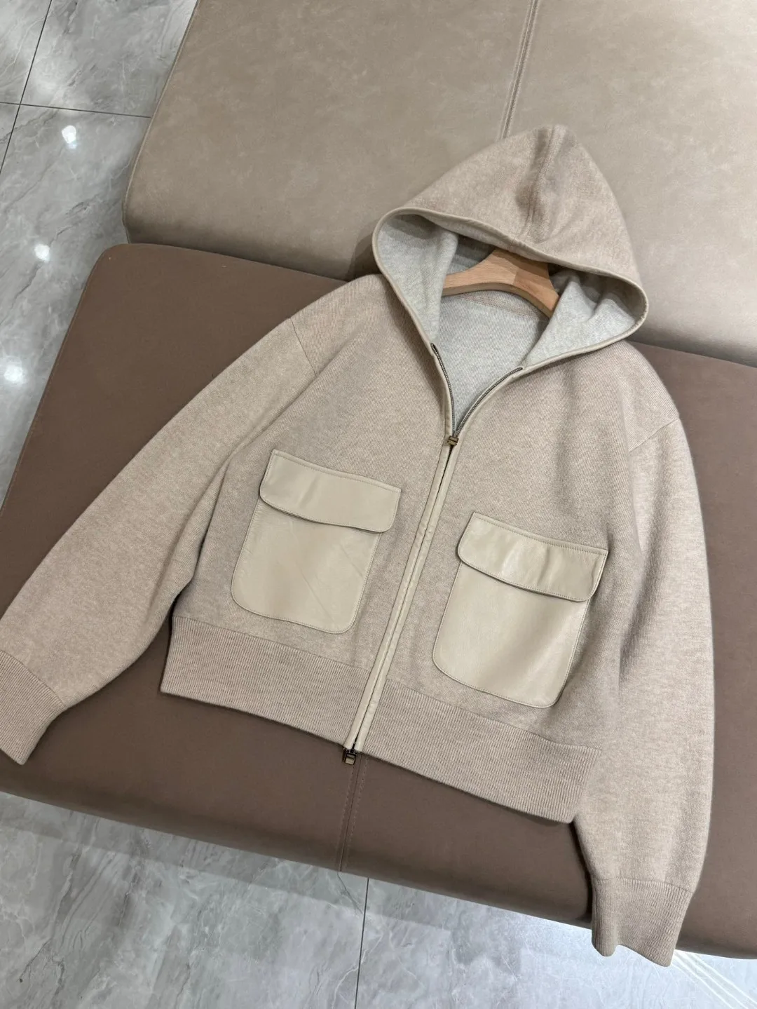 Casual luxurious solid color zipped hooded pure cashmere cardigan