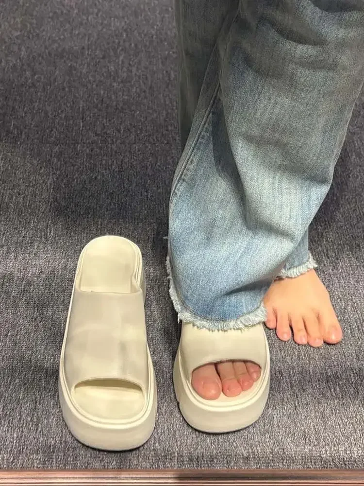 ZUOFU Sandalen mit dicker Sohle für Damen, EVA-Plateau-Slipper, rutschfeste Strandsandalen, Sommer-Damen-Slides, weiche Keilabsatz-Hausschuhe – Detail 8
