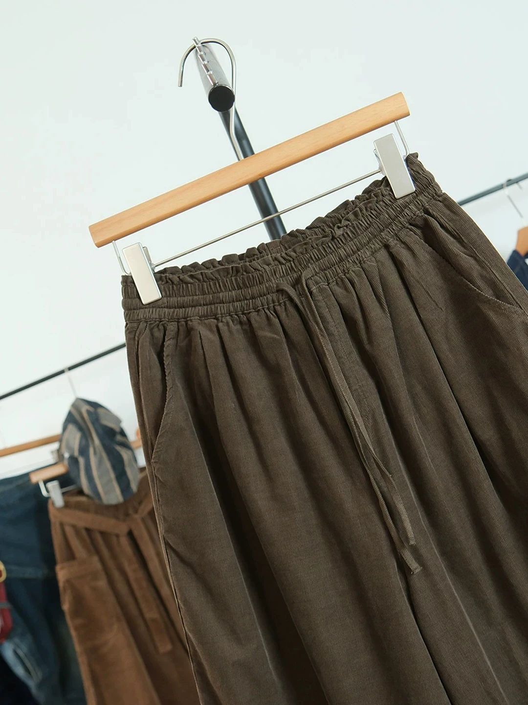Authentic 2026 Autumn New Style Gentle Drawstring Corduroy Casual Pants Artistic High Waist Wide Leg Pants for Middle-Aged Women