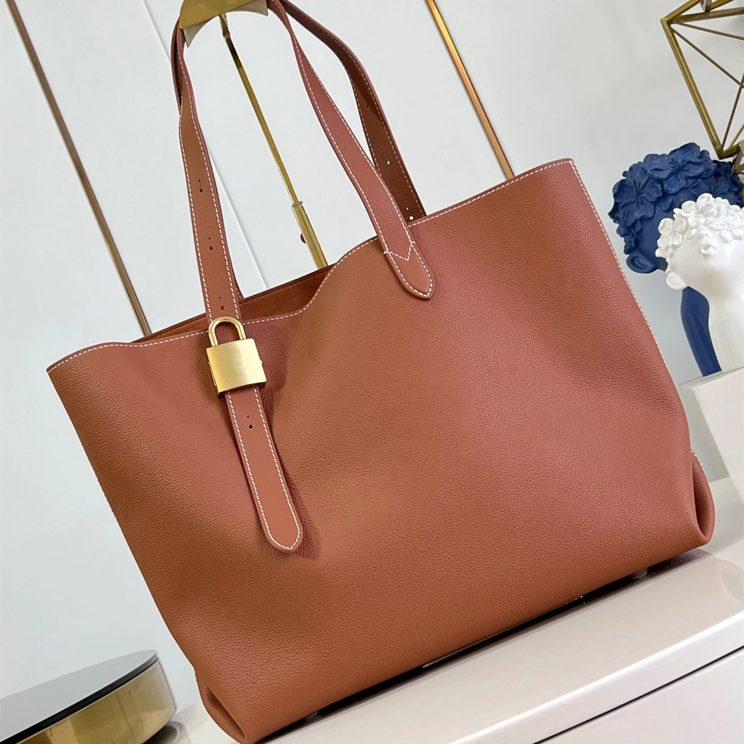 

2025 Fashion Luxury Brand Bag Large Capacity Straw Tote Bag Designer Women Handbags Genuine Leather Handamde Woven Bag Casual