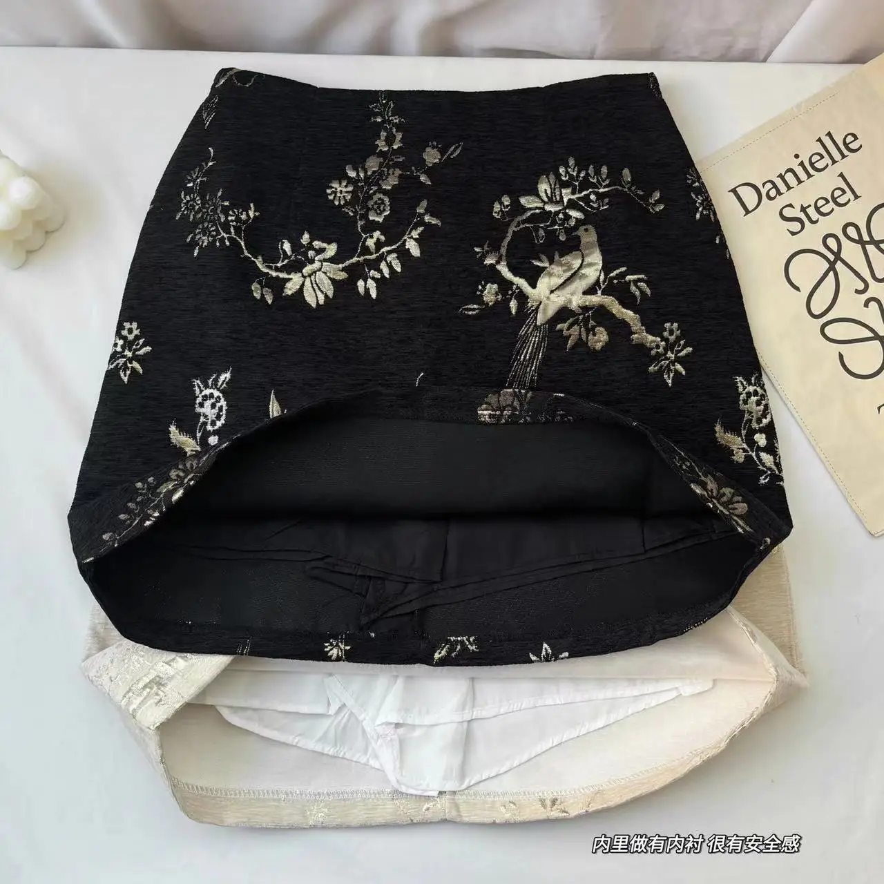 Chinese Style Black Boho Mini Skirt For Women 2024 Beige Print High Waist New Summer Wrapped Hip A-line Short Jacquard Skirt Y2k
