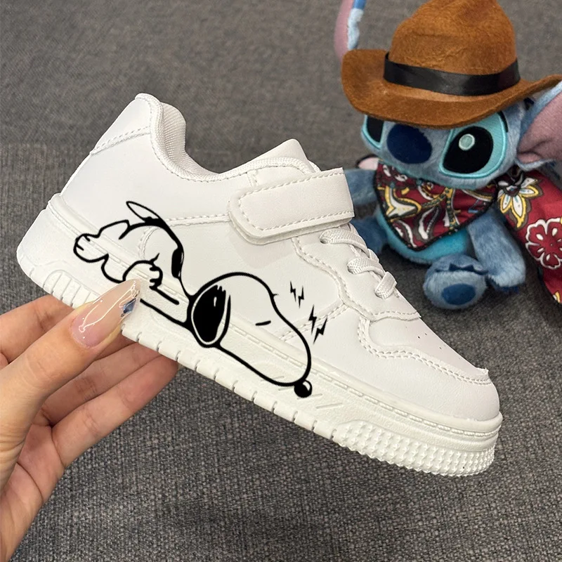 

2025 Snoopy Design Trendy Kids Shoes Low Top White Sneakers Unisex Cartoon Casual Skate Shoes