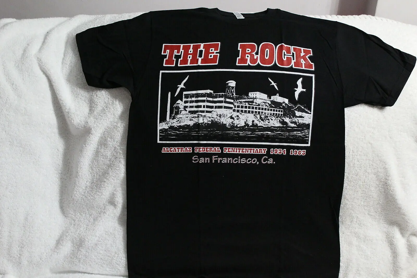 

ALCATRAZ FEDERAL PENITENTIARY THE ROCK SAN FRANCISCO CALIFORNIA BLACK T-SHIRT