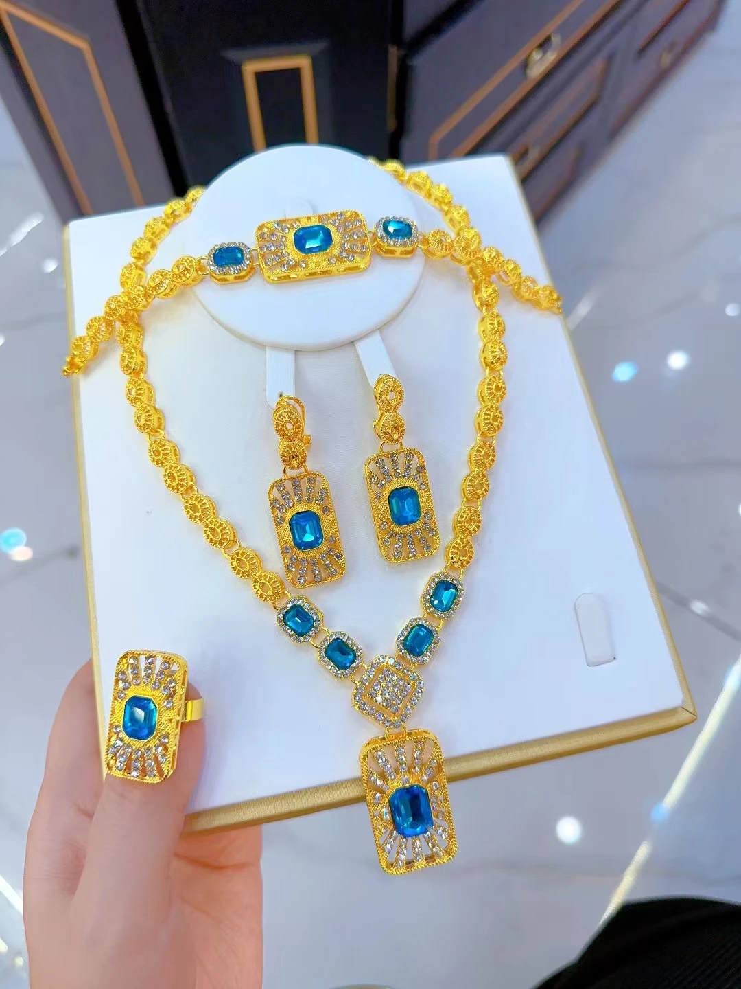 

New Dubai 24K Gold Plated Necklace Earrings Bracelet Women's Ring Wedding Party Jewelry Set Popodion YY1045