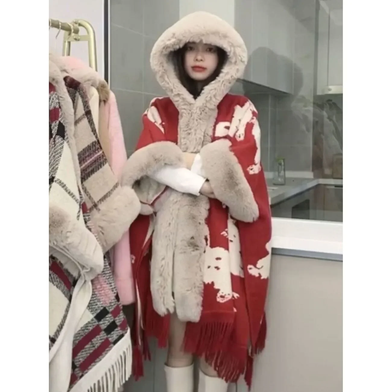 

New Year's Battle Robe Integrated Furry Thickened Shawl Jacket Furry Lazy Style Christmas Cloak Jacket Women