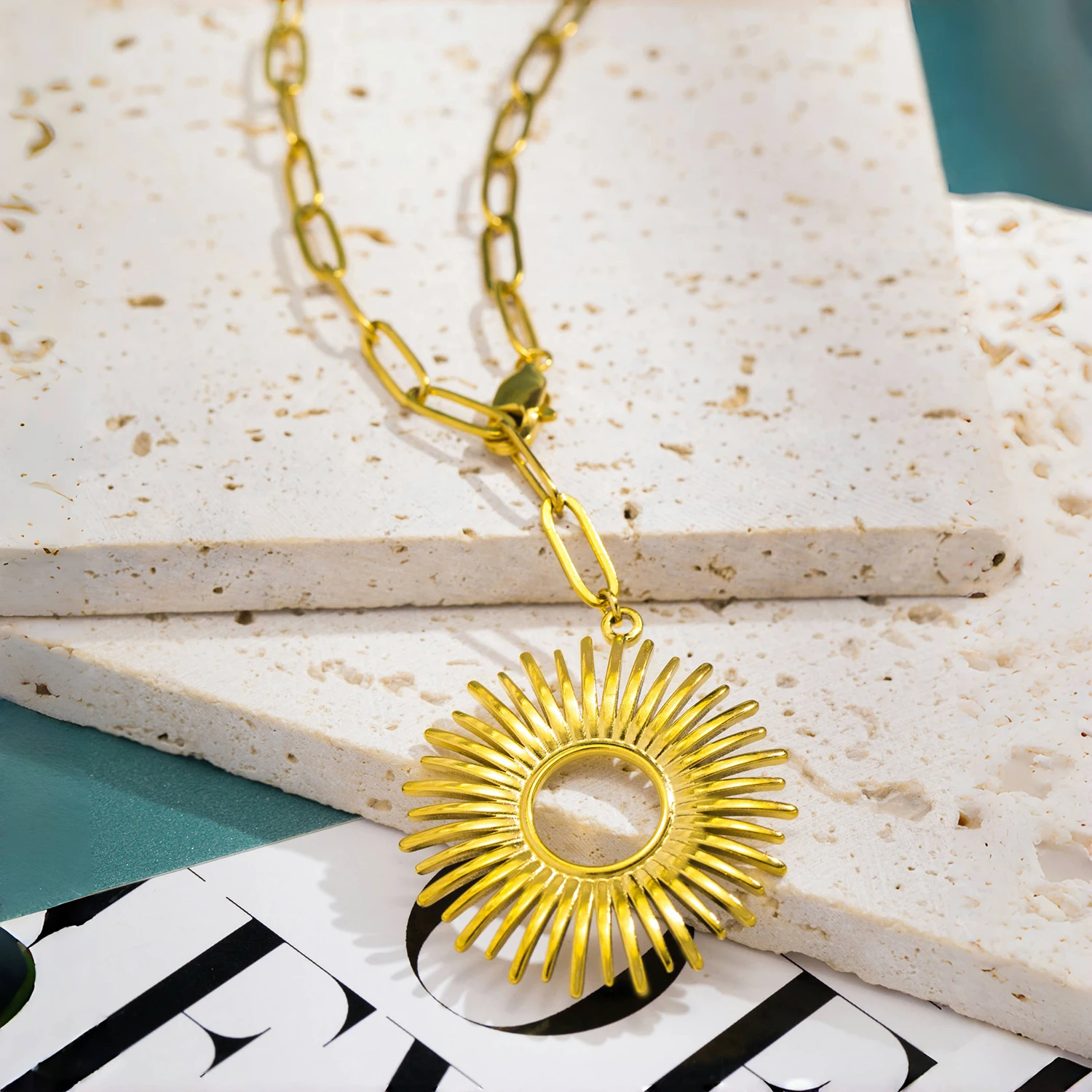UHBINYCA Personality Stainless Steel Sun Pendant Necklace for Women Trendy Sweater Chain Aesthetic Jewelry