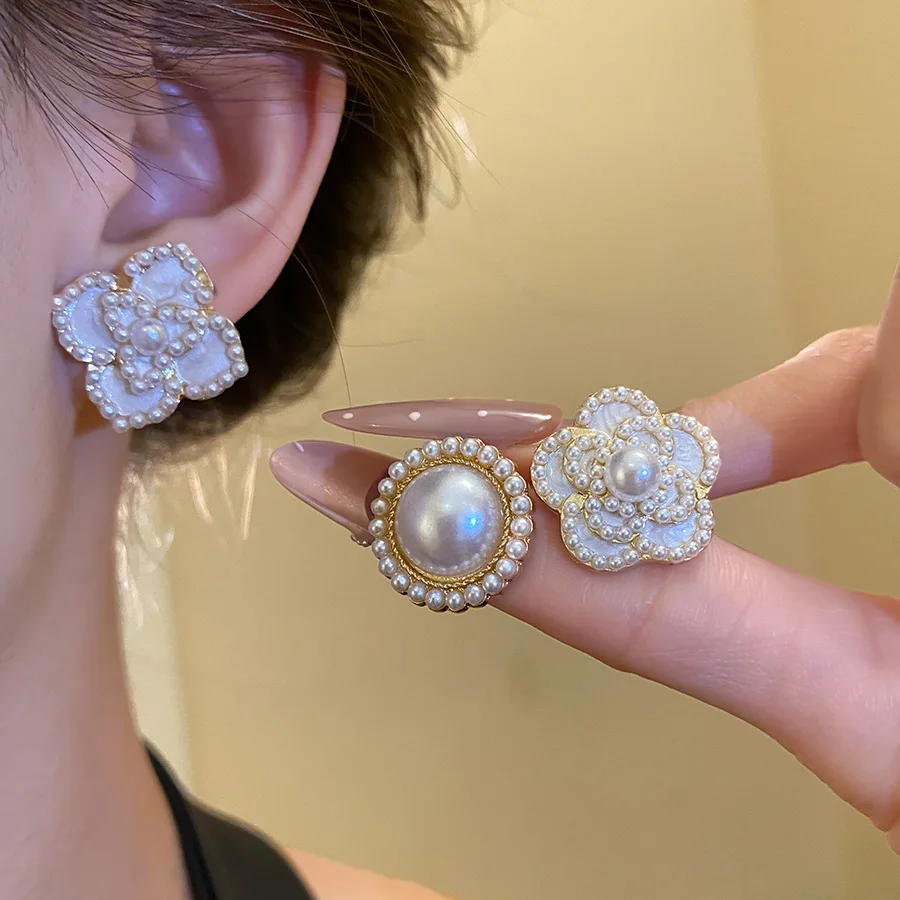 

6PCS Imitation Pearl Circle Stud Earrings for Women New Fashion Party Round Elegant Korean Flower Earring Jewelry Wholesale