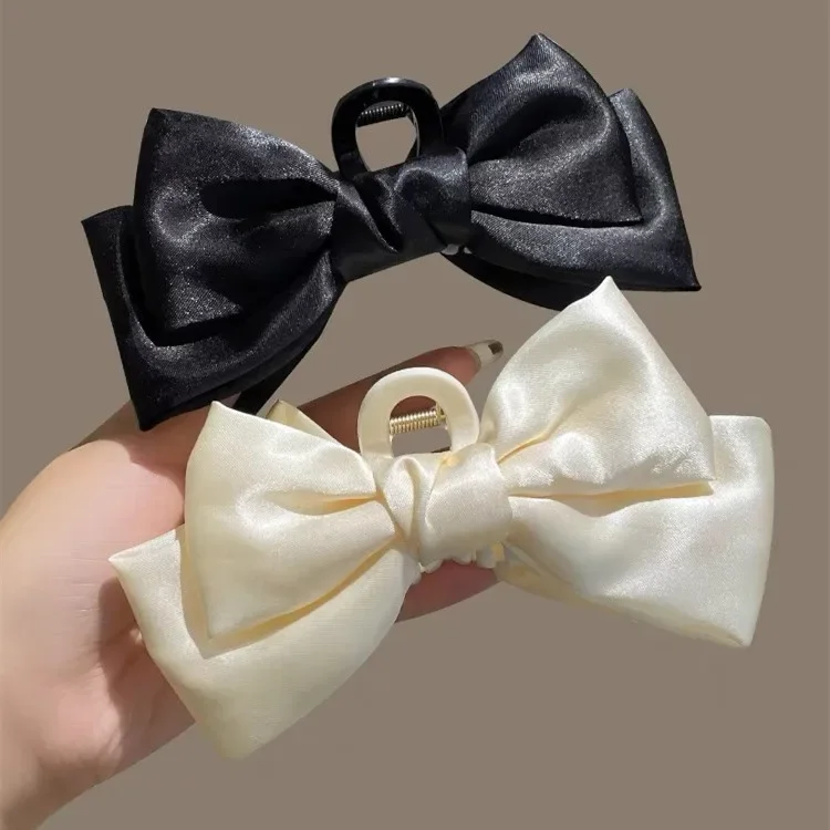 

New Fashionable and Sweet Double Sided Bow Girl Grab Clip Back Spoon Pan Hair Shark Clip Women's Accessories Hair Clip 2024