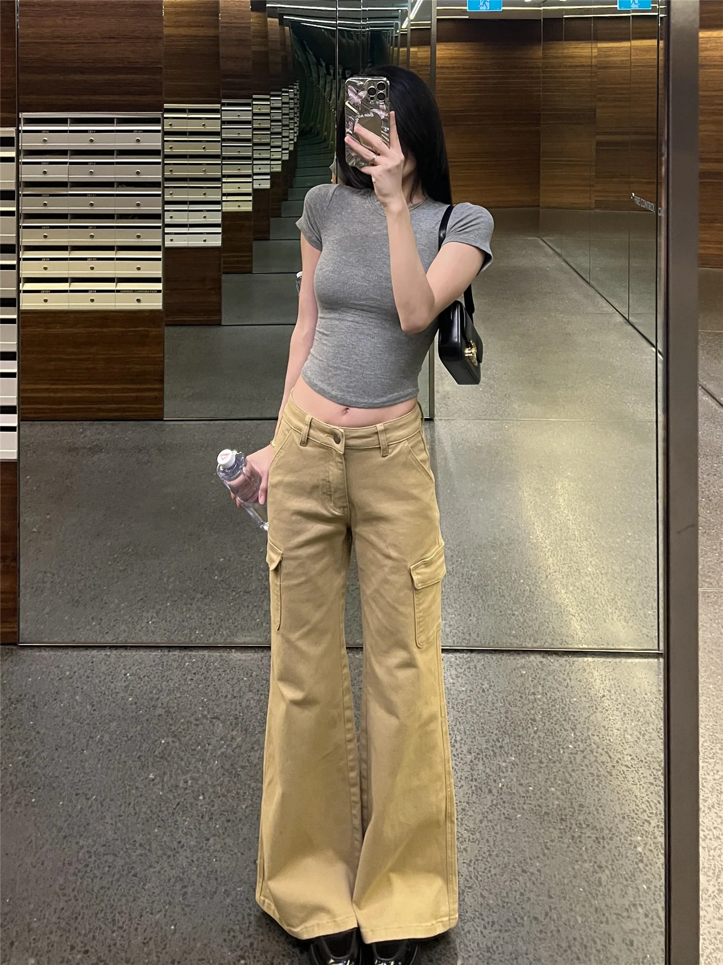 

American Retro Low Waist Bell Bottom Utility Jeans Women Loose Drapey Multi Pocket Spring Cotton Casual Fashion Jeans