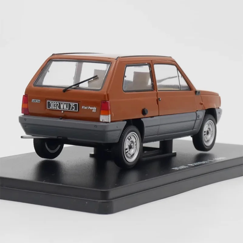 Diecast 1:43 Scale Ixo Fiat Panda 45 1980 Model Alloy Car Finished Product Simulation Series Toy Automobile Souvenirs Collection