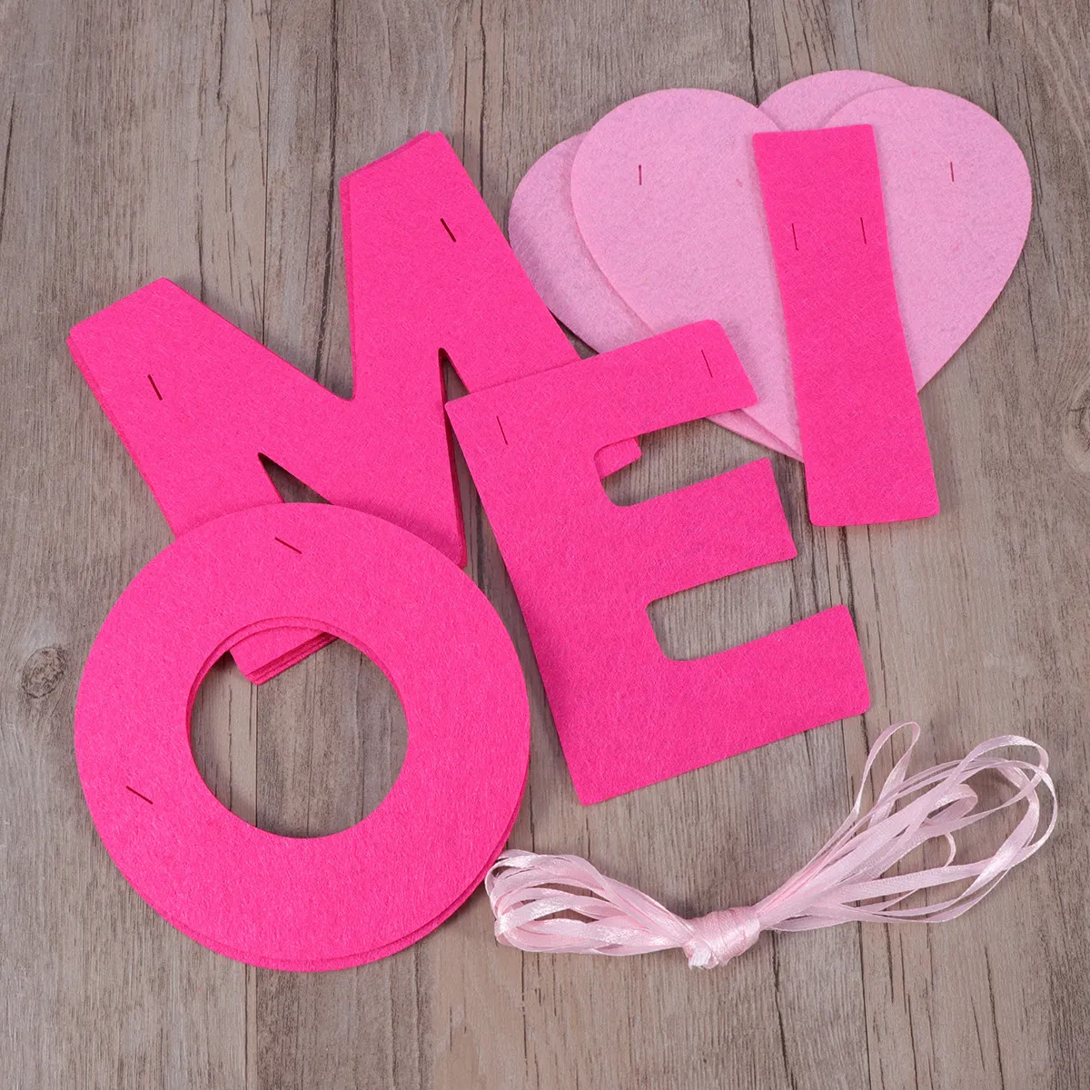 Guirnalda de 3 Metros de Tela No Tejida para el Día de la Madre, con Letras 'I Mom' y Recortes de Corazones, Decoración para Fiestas en Interiores y Exteriores