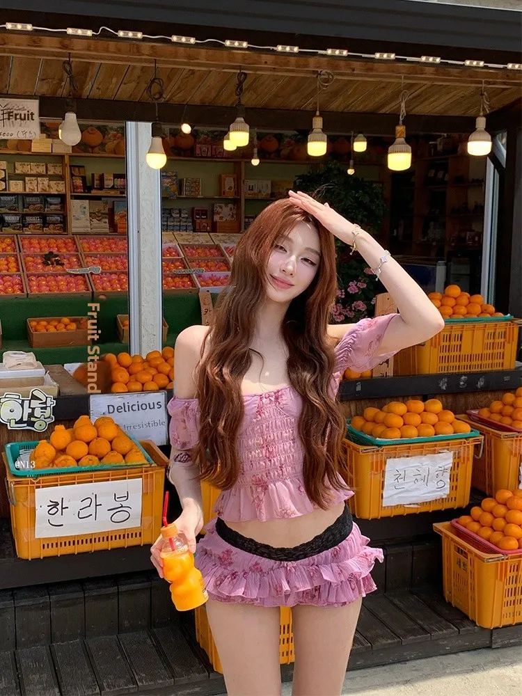 

Sweet Sle Summer Low Waist V-Ne Floral Print Top And Skirt Pants Set Women's Faion Casual Two-Piece Ensemble