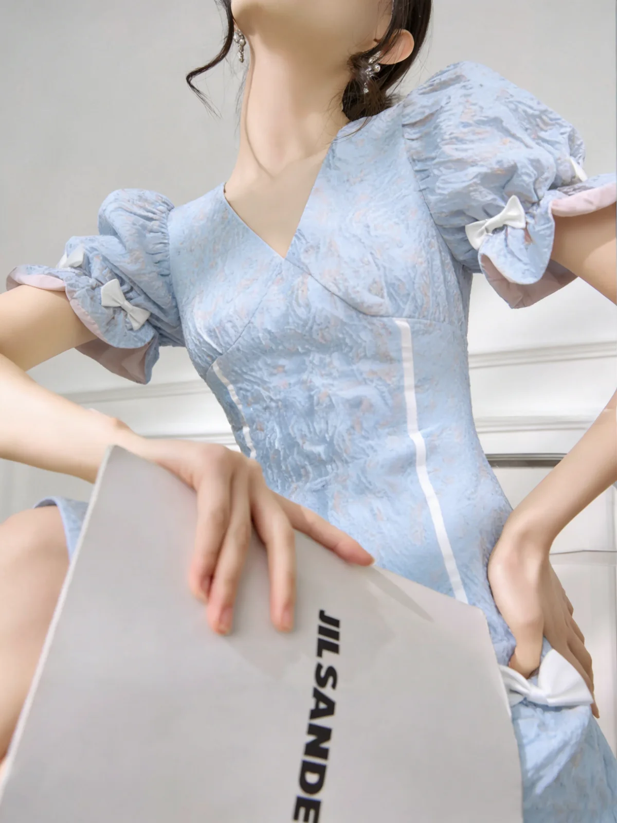 

Sweet Lulu Age-Defying Dress Women's V-Neck Puffy Sleeve Waist-Cinching Gown A-Line Long Dress High Waist Knot