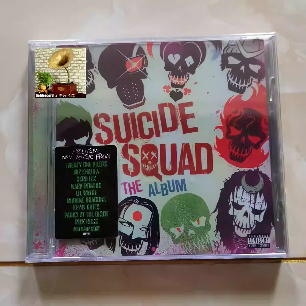 

Альтернативный рок, хип-хоп и поп-альбом: Музыка из фильма «Отряд самоубийц» на CD. Музыкальный альбом, запись для косплея, Walkman, автомобильные саундтреки, подарочный набор.