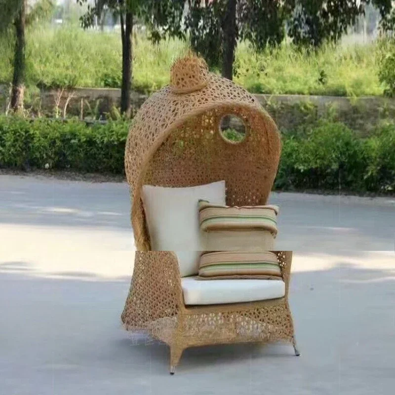 Tavoli e sedie da esterno sedia per il tempo libero in rattan mobili hotel terrazza bar caffetteria sedia creativa con schienale per celebrità di Internet
