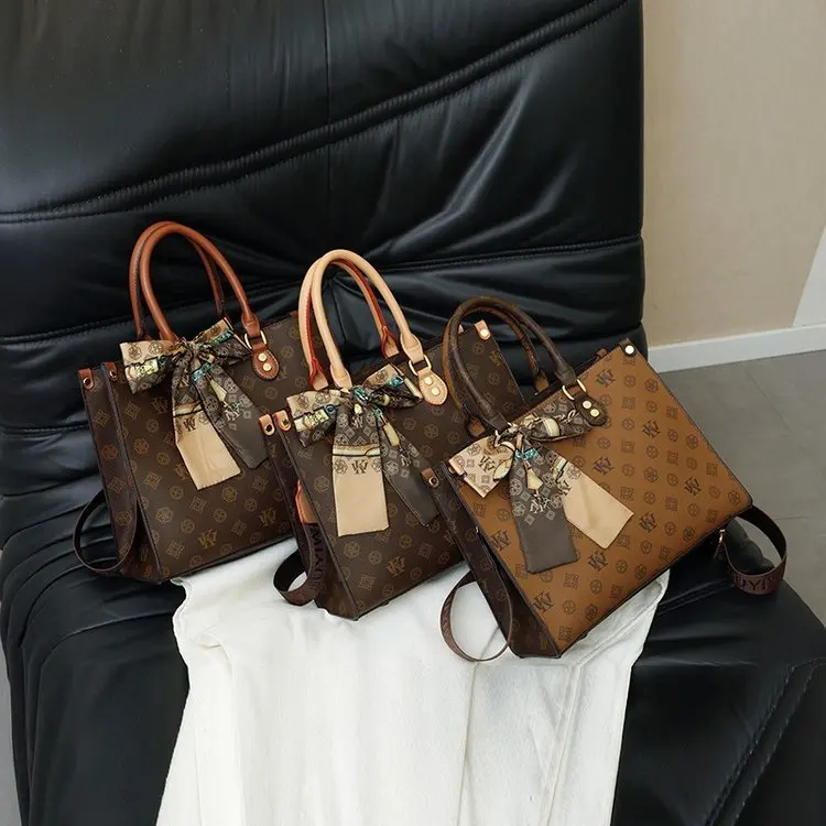 sac-a-langer-de-luxe-pour-femme-en-cuir-sac-fourre-tout-vintage-sac-bandouliere-minimaliste-design-elegant-grande-capacite-elegant