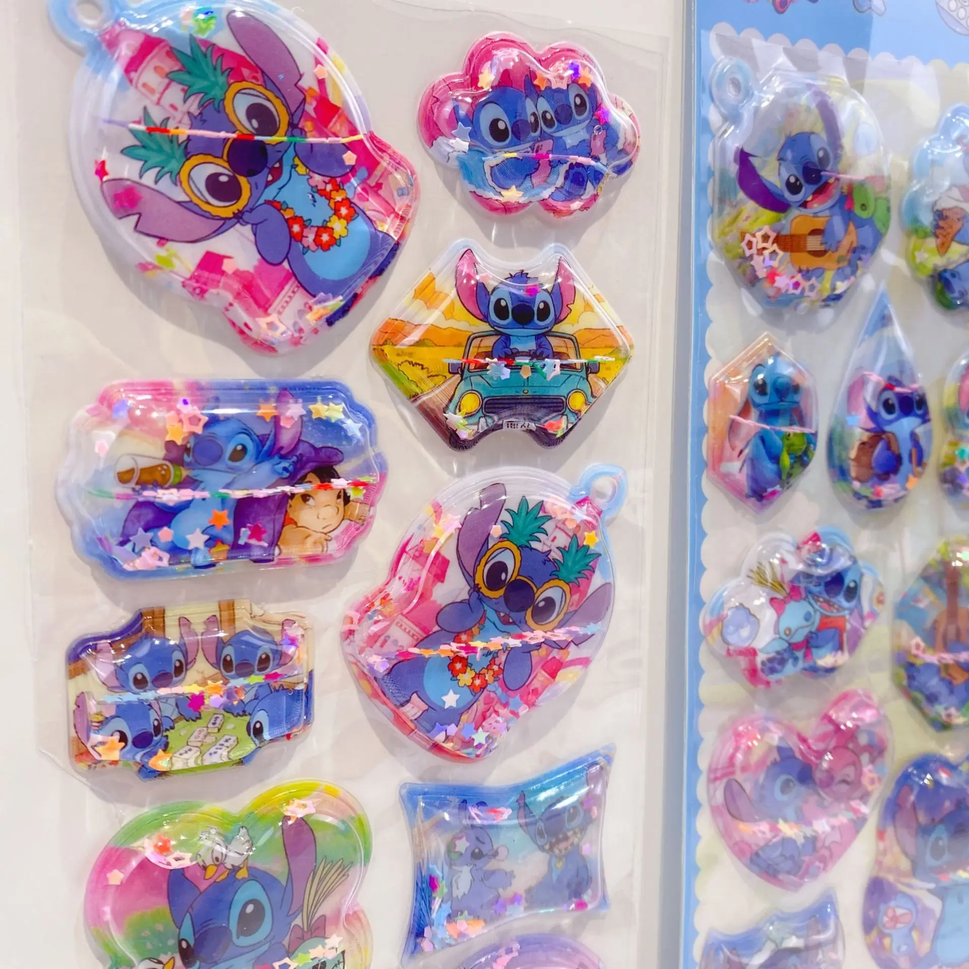 Pegatinas Kawaii de dibujos animados de Disney Stitch 3D para sacudir agua, pegatinas bonitas, papelería decorativa, regalo, suministros escolares, 24 Uds.