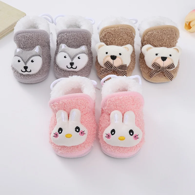 

Зимние детские ботинки, милые Мультяшные плюшевые ботинки для снега, детские плюшевые напольные носки, обувь для младенцев, мягкая Нескользящая утепленная прогулочная обувь