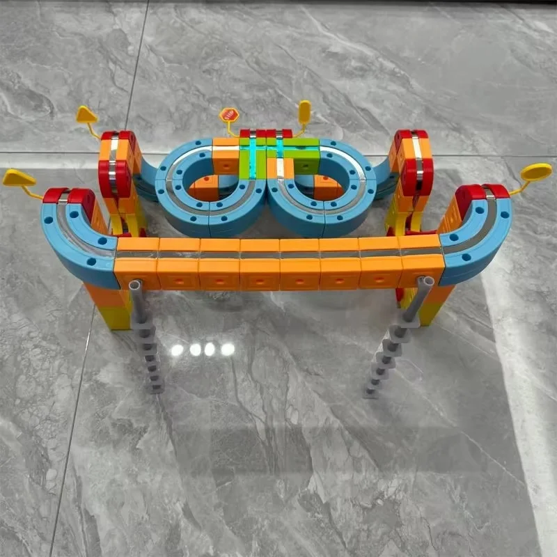 Voiture de piste magnétique 3D pour garçon, Train à grande vitesse, jouet éducatif de bricolage, voiture de Rail Anti-gravité magnétique polyvalente, Interaction Parent-enfant