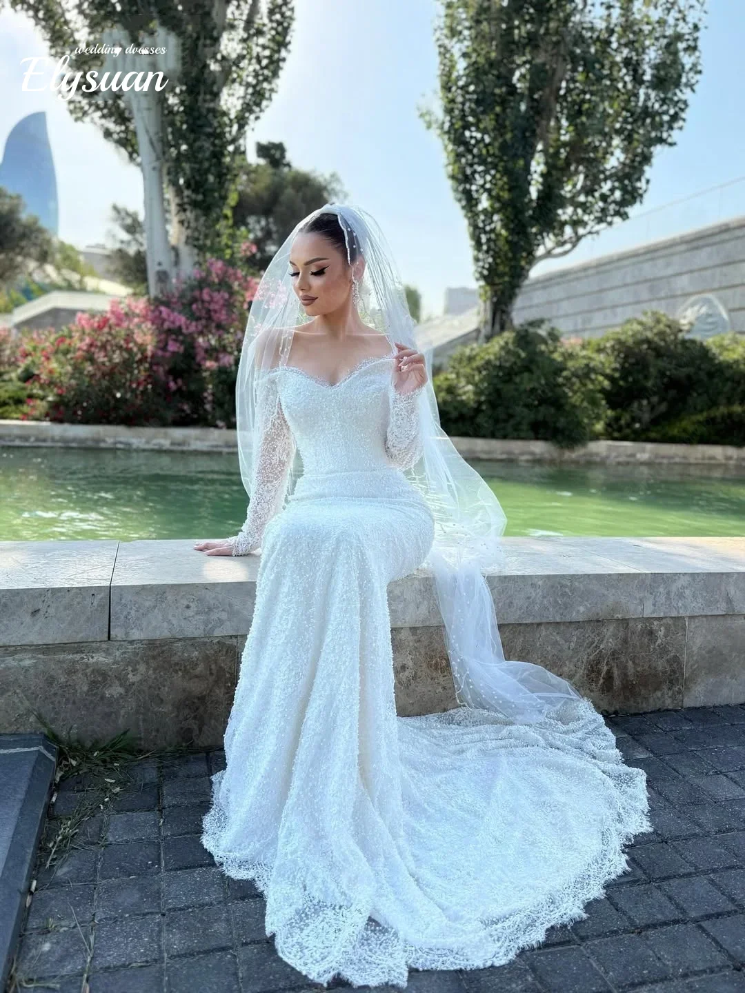 Customized Shiny Ball Gown Royal Mermaid Wedding Dresses Long sleeves Sweetheart Lace applique Vestidos de novia