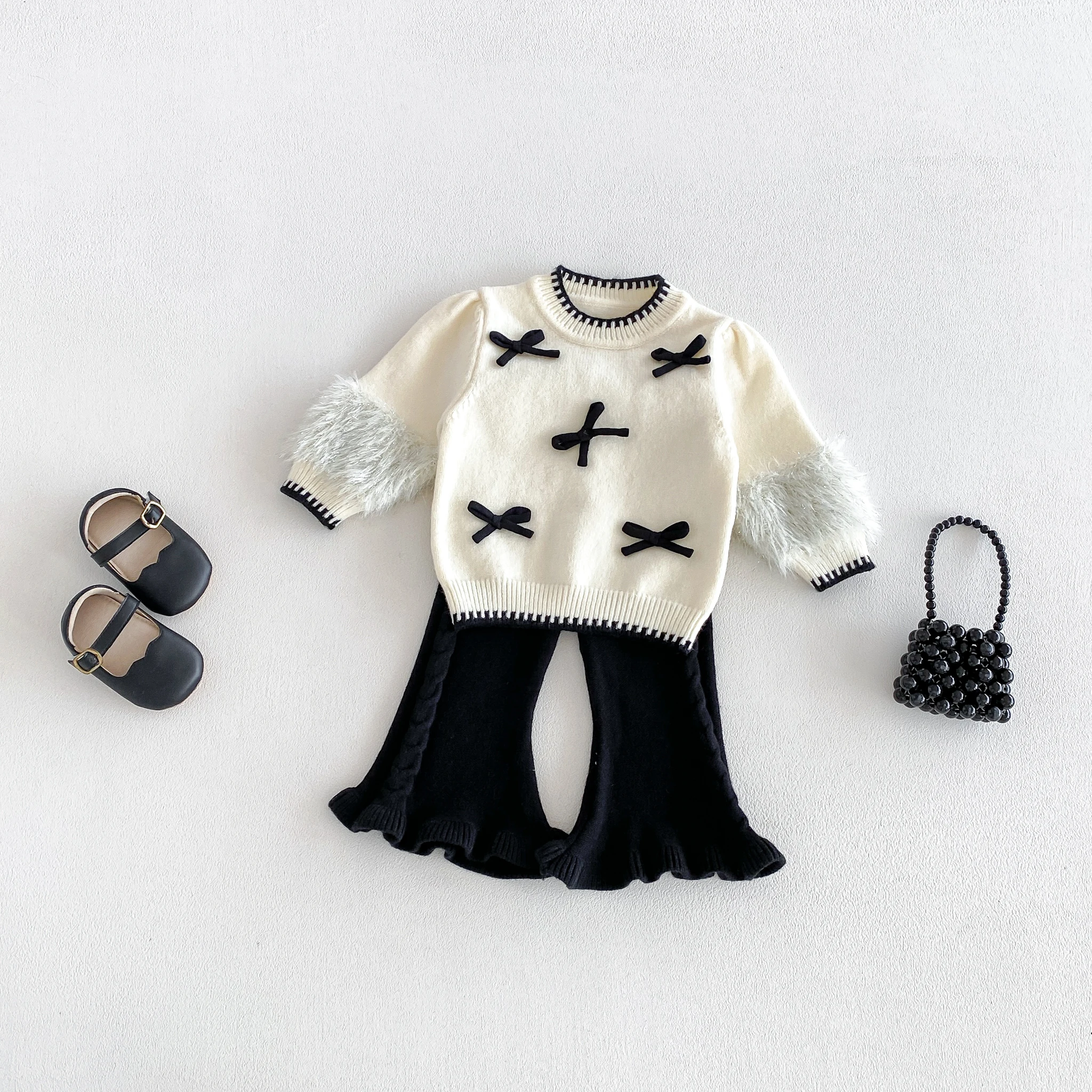 2026 Neues Herbst-Winter-Mädchen-Set für Kleinkinder: Stilvolles Strick-Oberteil mit Schleife und ausgestellter Hose, zweiteiliges Outfit – Detail 2