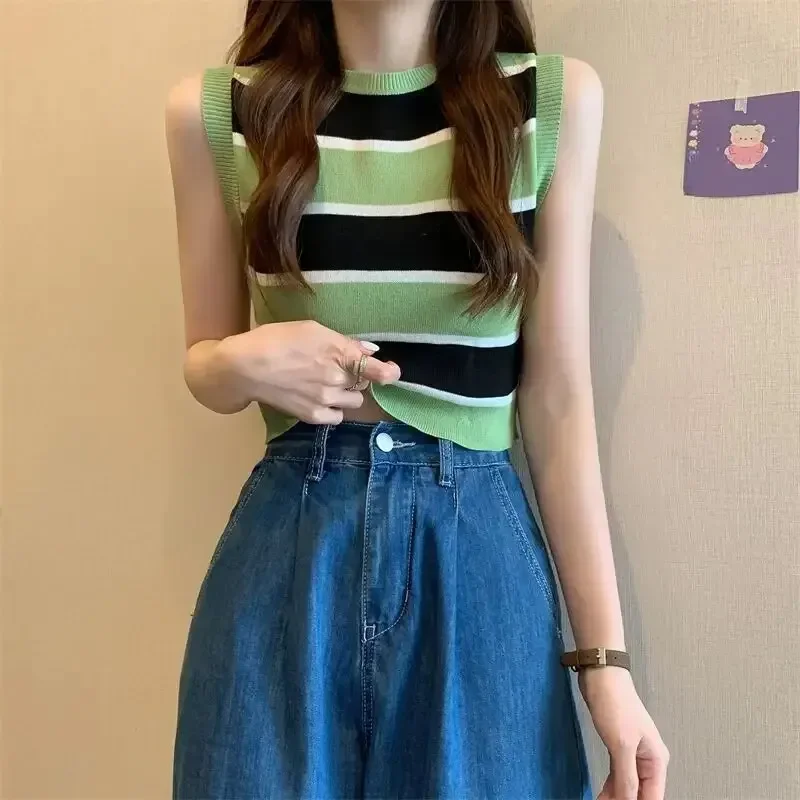 Женская Летняя трикотажная футболка-жилет из вискозы без рукавов с высокой талией