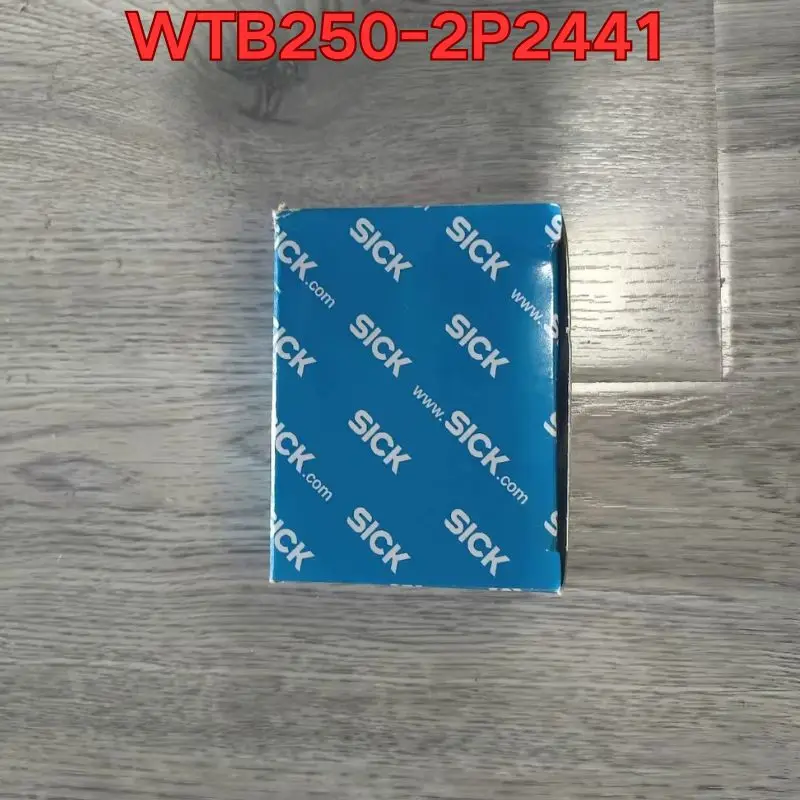 New WTB250-2P2441 photoelectric sensor