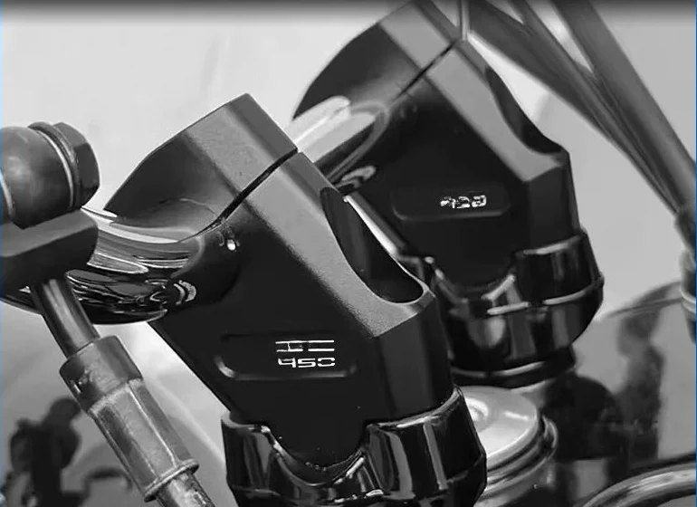 

For CFMOTO CL-C450 motos Motorcycle Handlebar Riser Bar Mount Handle Clamp Universal 28mm 22mmaccessori moto