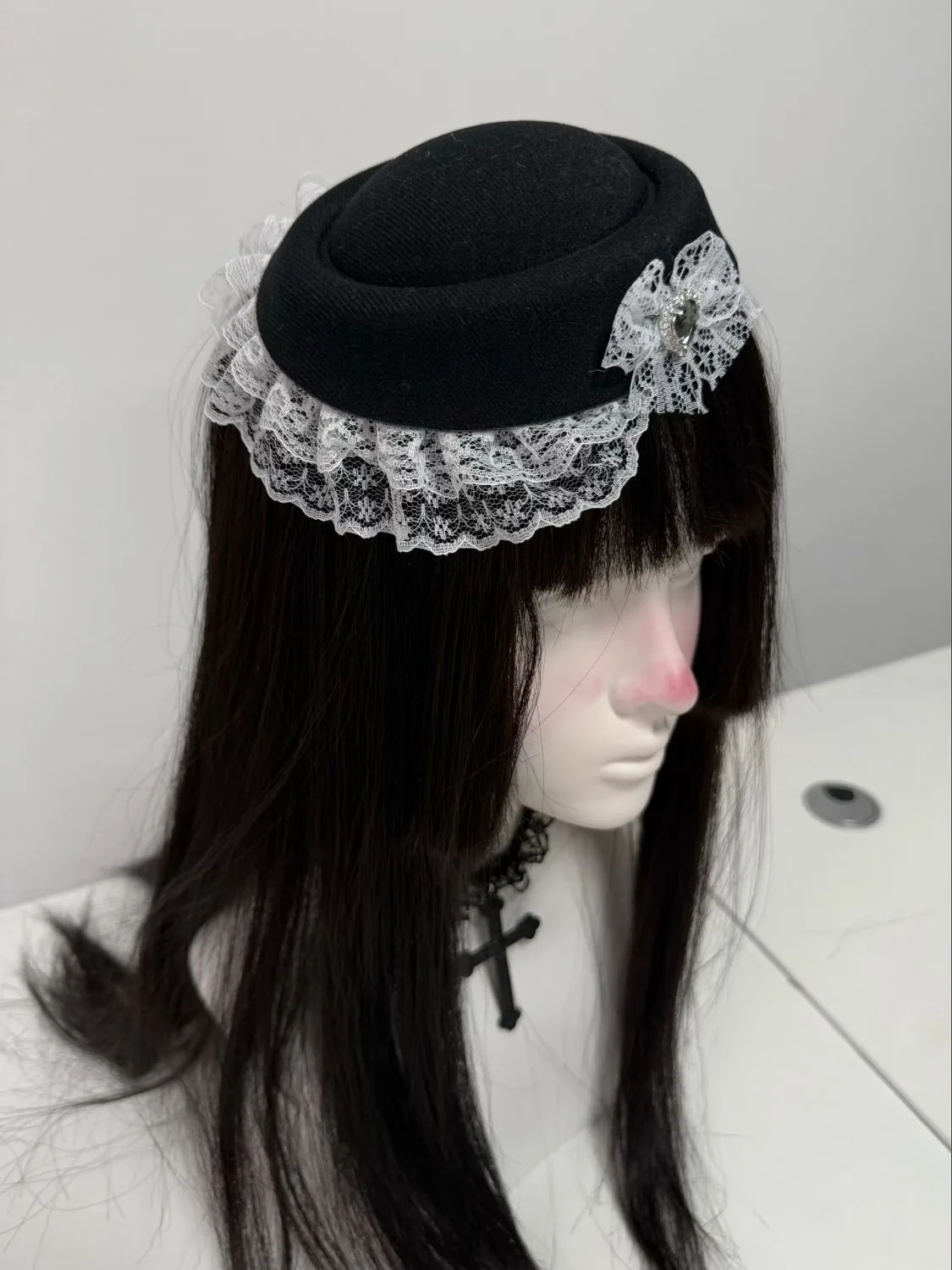 Prachtige Tovenaar Hoed Met Haar Clip Decoratieve Anti-Val Faux Veren Kant Strik Zoete Lolita Hoofddeksels Haaraccessoires