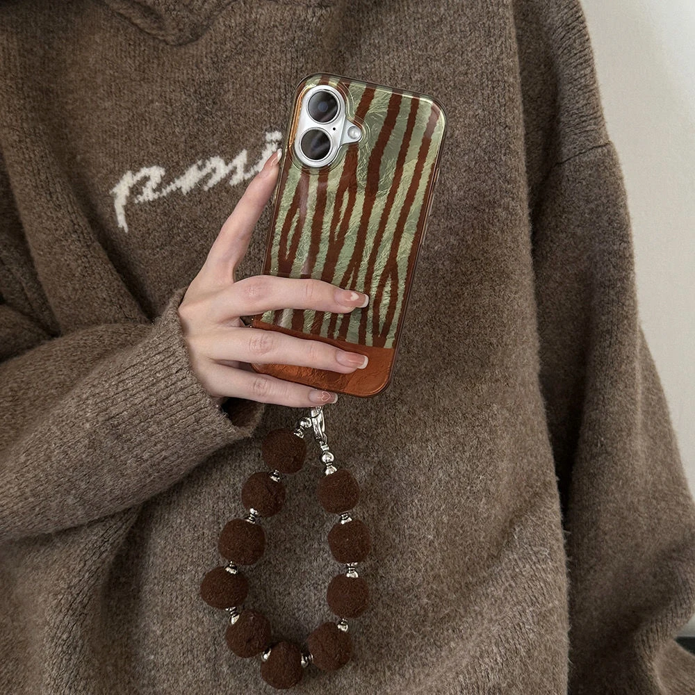 Spiral patterned irregular brown striped phone case with fur Plush chain for iPhone 11 12 13 14 15 16 pro max