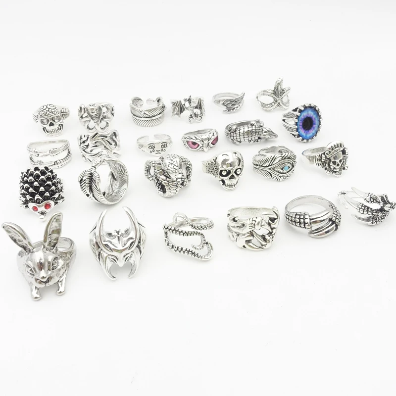 Wholesale 100pcs/Lot Vintage Punk Rings For Men Women Mix Snake Skull Devil Eye Dragon Ring Punk Finger Jewelry Silver Plated