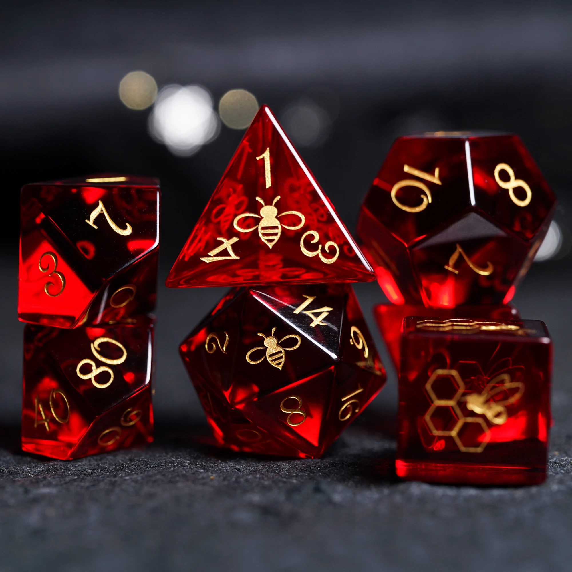 Red Stone Handmade Engraved Bee Logo DND Dice Set Cthulhu RPG COC Board Games Polyhedral Dice Healing Crystal Reiki Beads Gifts