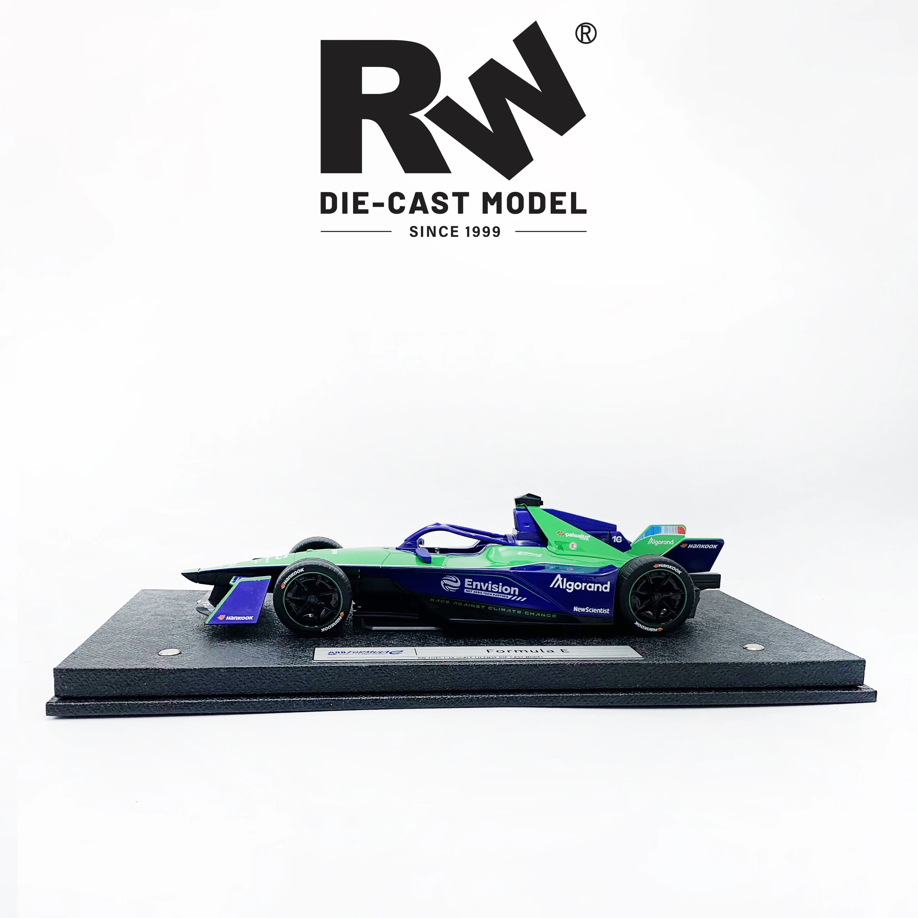 صندوق من موديلات السيارات المصنوعة من السبائك، طراز كلاسيكي، رائع جدًا، في انتظارك لفتح المقتنيات الممتازة، هدية الذكرى السنوية لصديقك