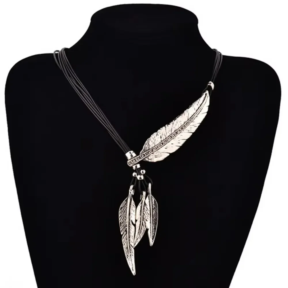 FSUNION New 2025 Hot Sale Fashion Bohemian Style Bronze Rope Chain Feather Pattern Pendant Necklace Gifts For Women