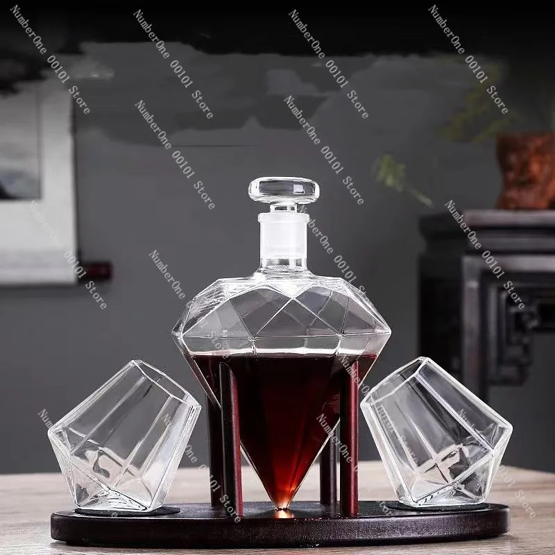 Diamond Glass Wine Holder Set, Creative Whiskey Bottle and Decanter Display, Artistic Wine Bottle and Glass Stand