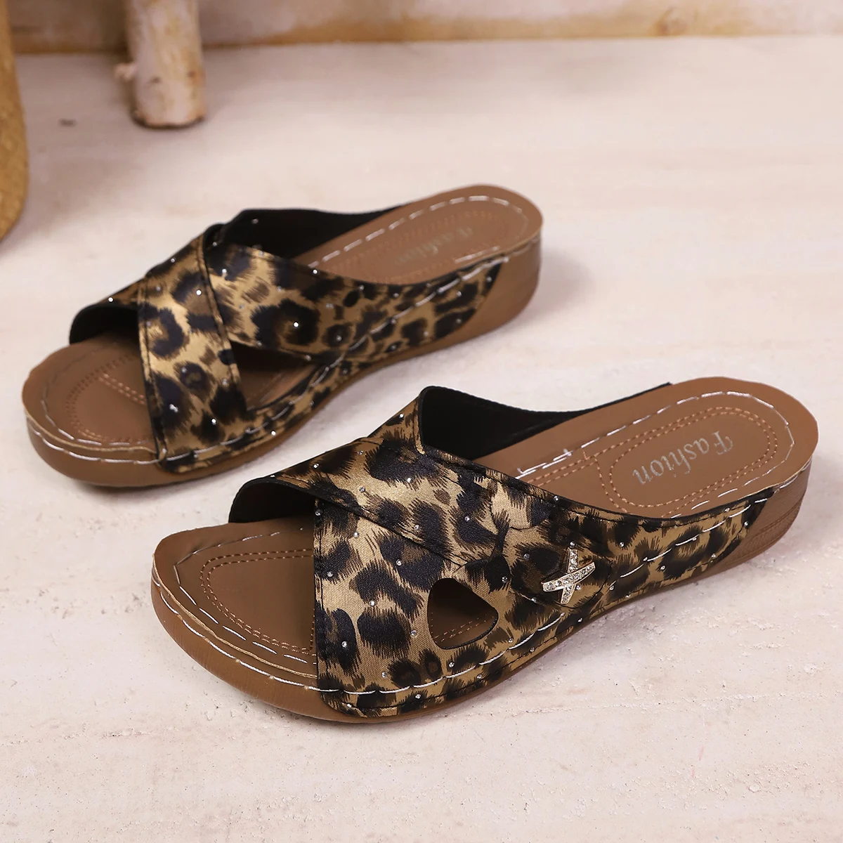 2026 Hot Sale Platform Women's Shoes Sexy Leopard Print Women's Sandals Summer Outdoor Casual Beach Wedge Slippers Large Size 43