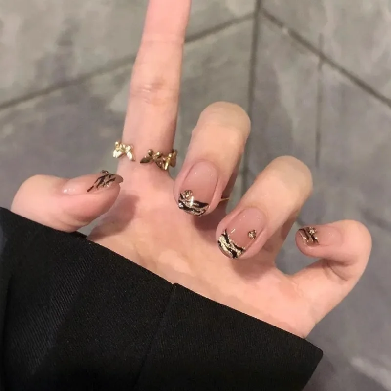 30Pcs False Nails French Leopard Print Short Style Press-On High-Quality Nails—Perfect As A Gift for Girls and Friends