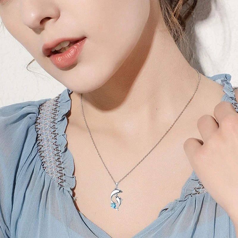 Fashion Love Dolphin Necklace Crystal Animal Dolphin Jewelry Pendant Necklace for Women Party Wedding Birthday Anniversary Gift