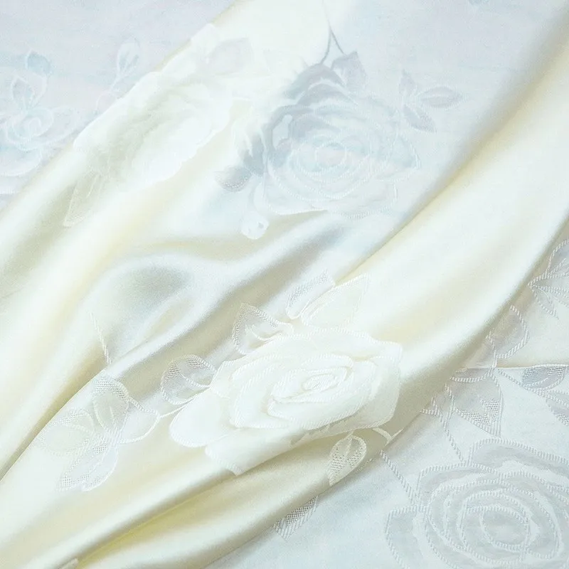 

Шелковая розовая жаккардовая атласная ткань для нового дизайна одежды Cheongsam в китайском стиле и полуюбки