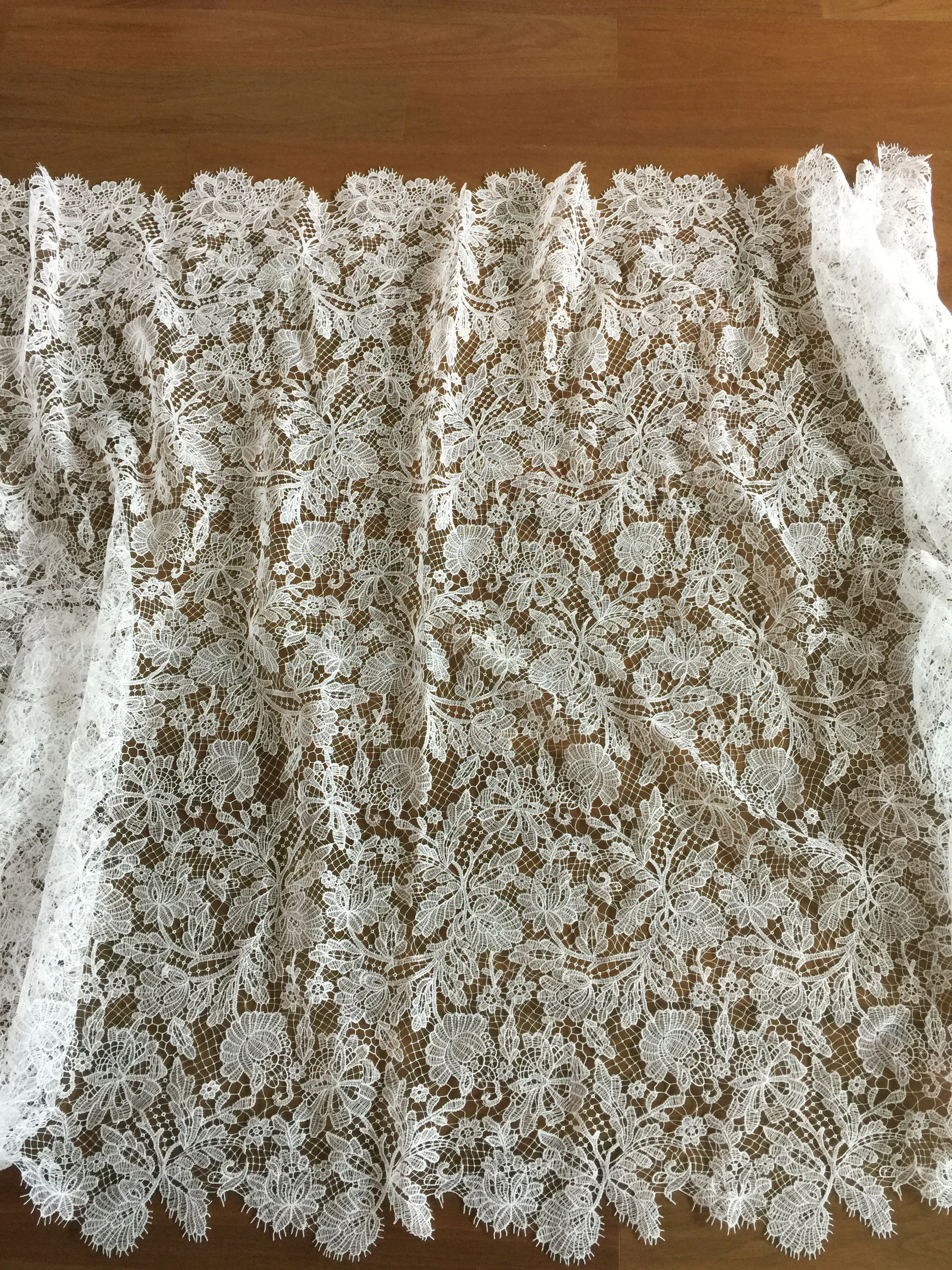 Embroidered Hollow Lace Headcloth for Wedding Dress Decoration, European and American Style, Plant Flower Pattern, Accessories