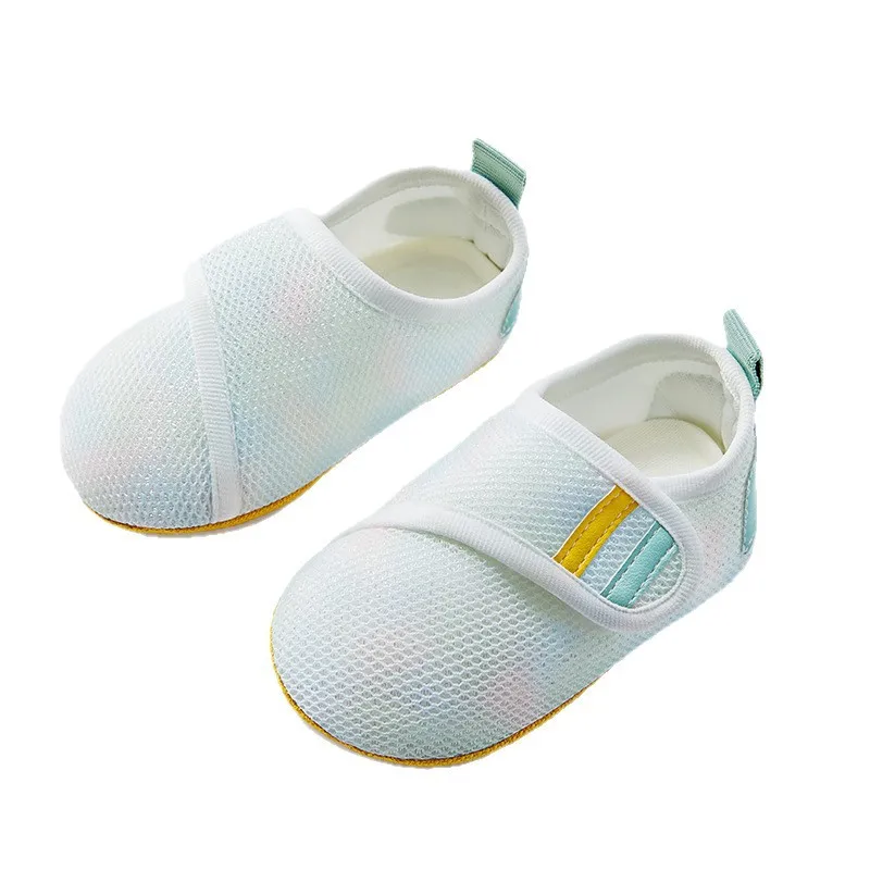 أحذية أطفال صغار للأطفال أحذية أرضية للخريف والصيف للأطفال جوارب ناعمة مضادة للانزلاق للأطفال الصغار