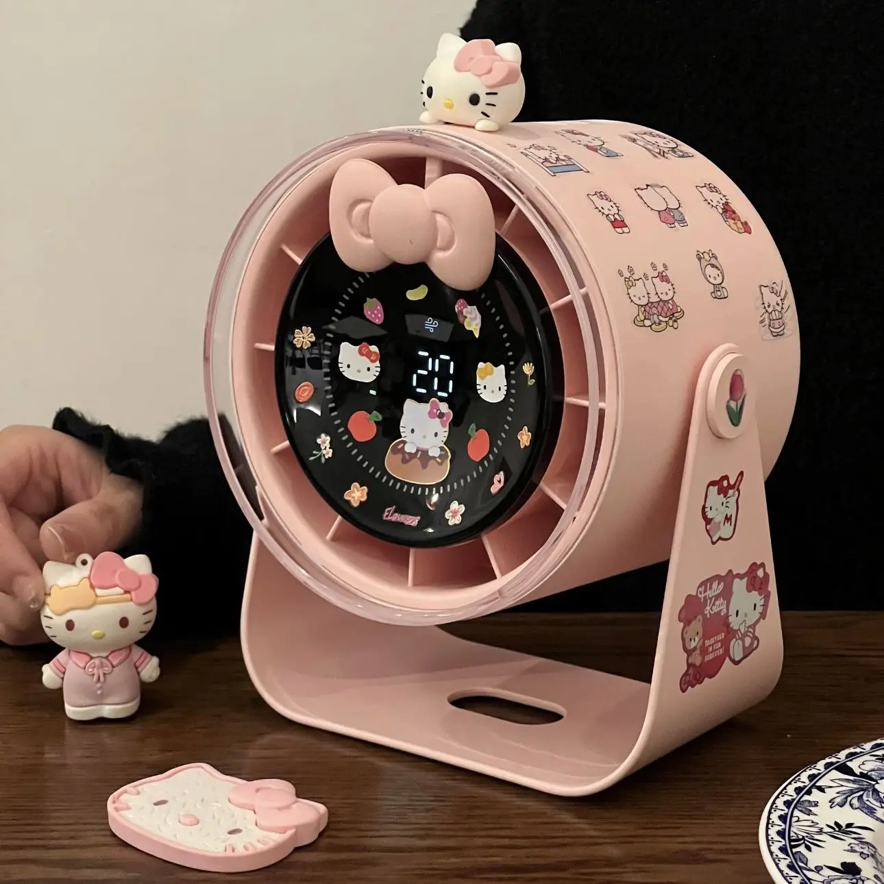 Hello Kitty Sanrio Kuromi Small Fan Desktop Digital Display Small Fan Small USB Mute Office Super Strong Wind Force Girls Gifts