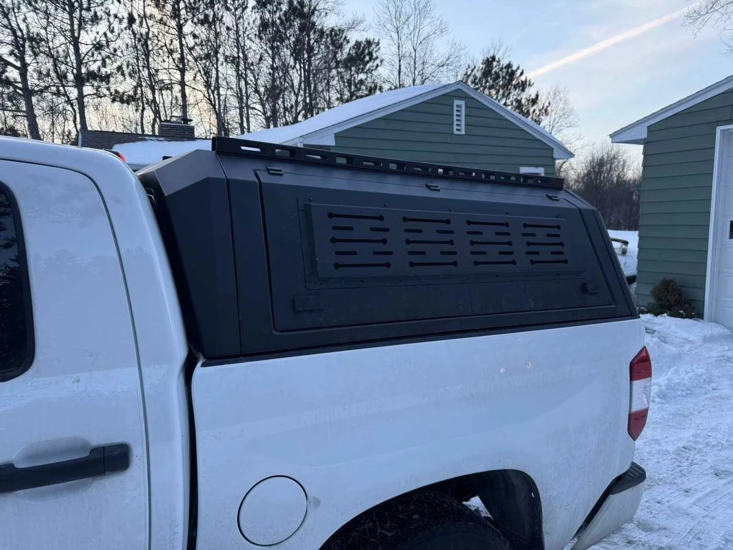 

Offroad Waterproof Aluminum Hardtop Canopy Pickup Truck Topper Camper for F150 Ranger tacoma Hilux Dmax Np300 RAM
