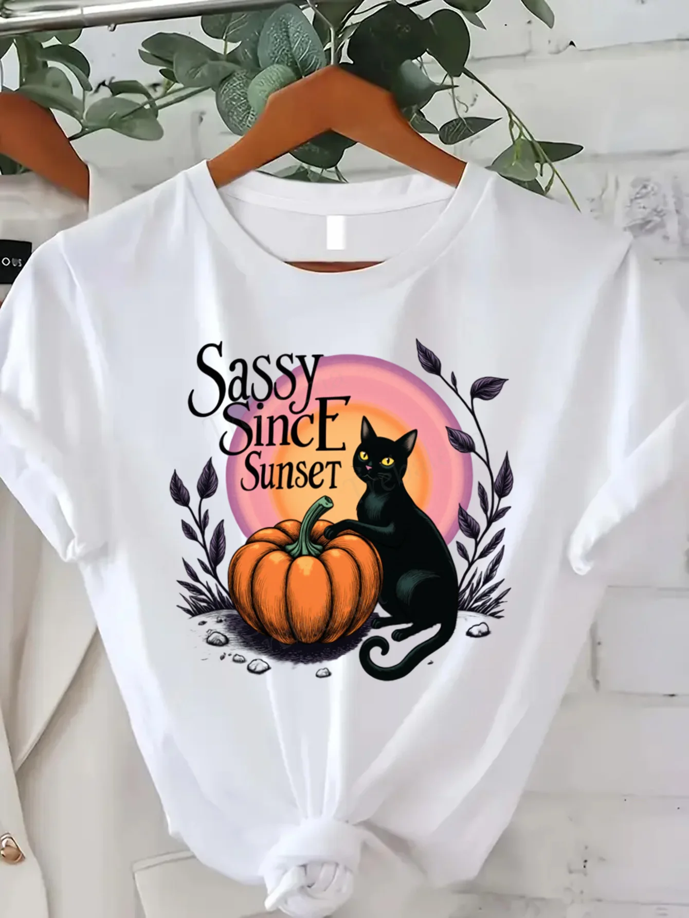 

Round Neck T-shirt Sassy Since Sunset Halloween Cat Pumpkin T-Shirt Women Plus Size Short Sleeve Tee Fashion Casual Top
