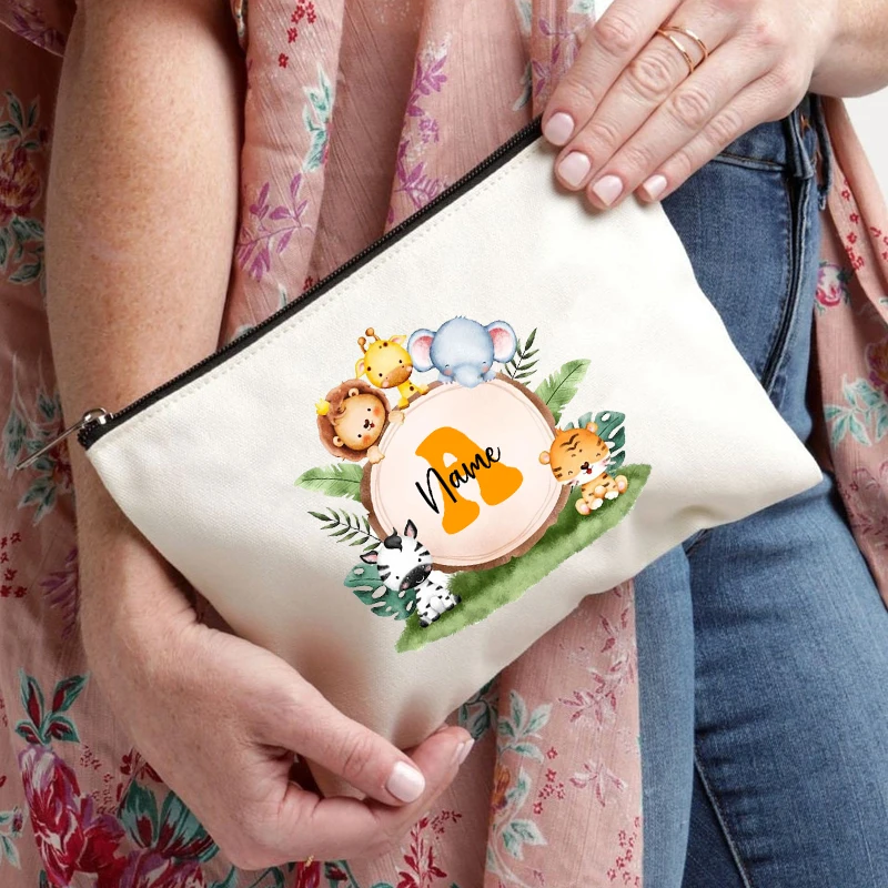 Initials A-Z Customize Name Cosmetic Bag Lion Giraffe Wreath Pencil Case White Zip Storage Pouch Teacher Lover Gift Personalized