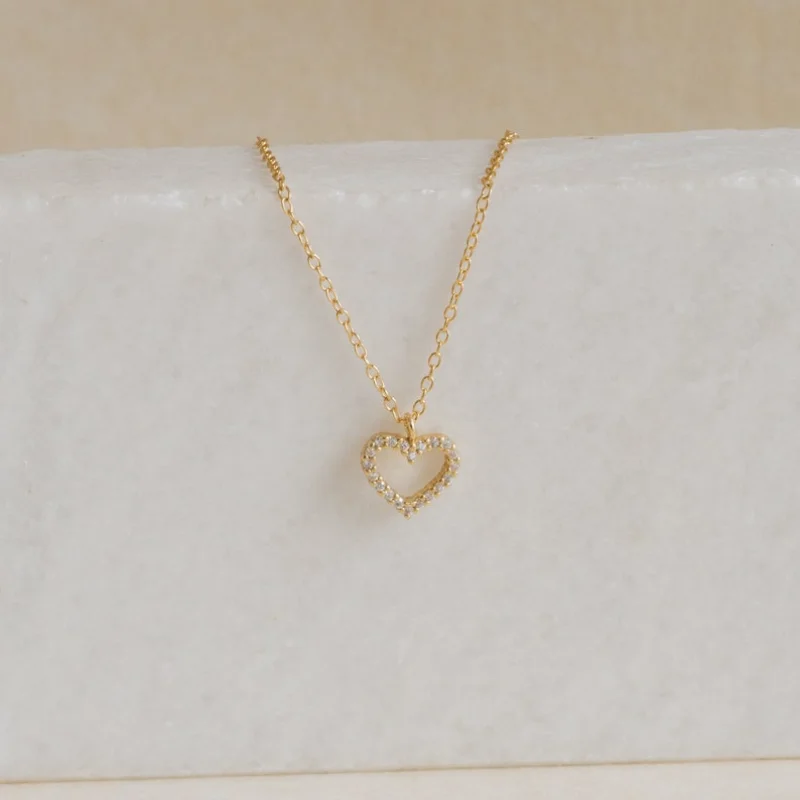 Forever Pave Diamond Heart Necklace Crystal Love Pendant Necklaces for Girlfriend • Perfect Gift for Wife Mom Women
